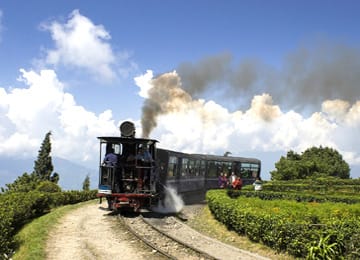 インドの山岳鉄道
